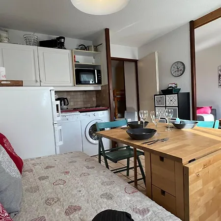 Coquet Rdc Avec Terrasse, Animaux Admis, Etang - Fr-1-629-55 *